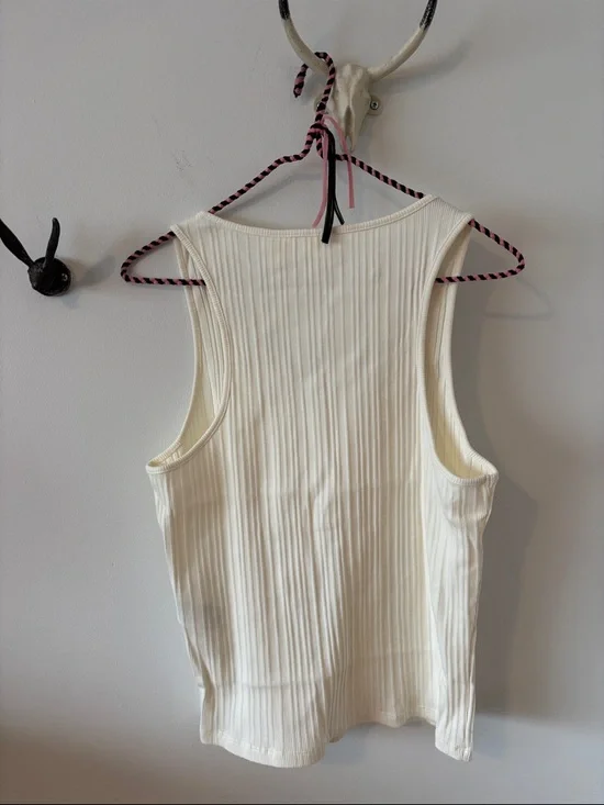 Levi's Cream Ribbed Henley Tank - Button Front - Picture 6 of 6